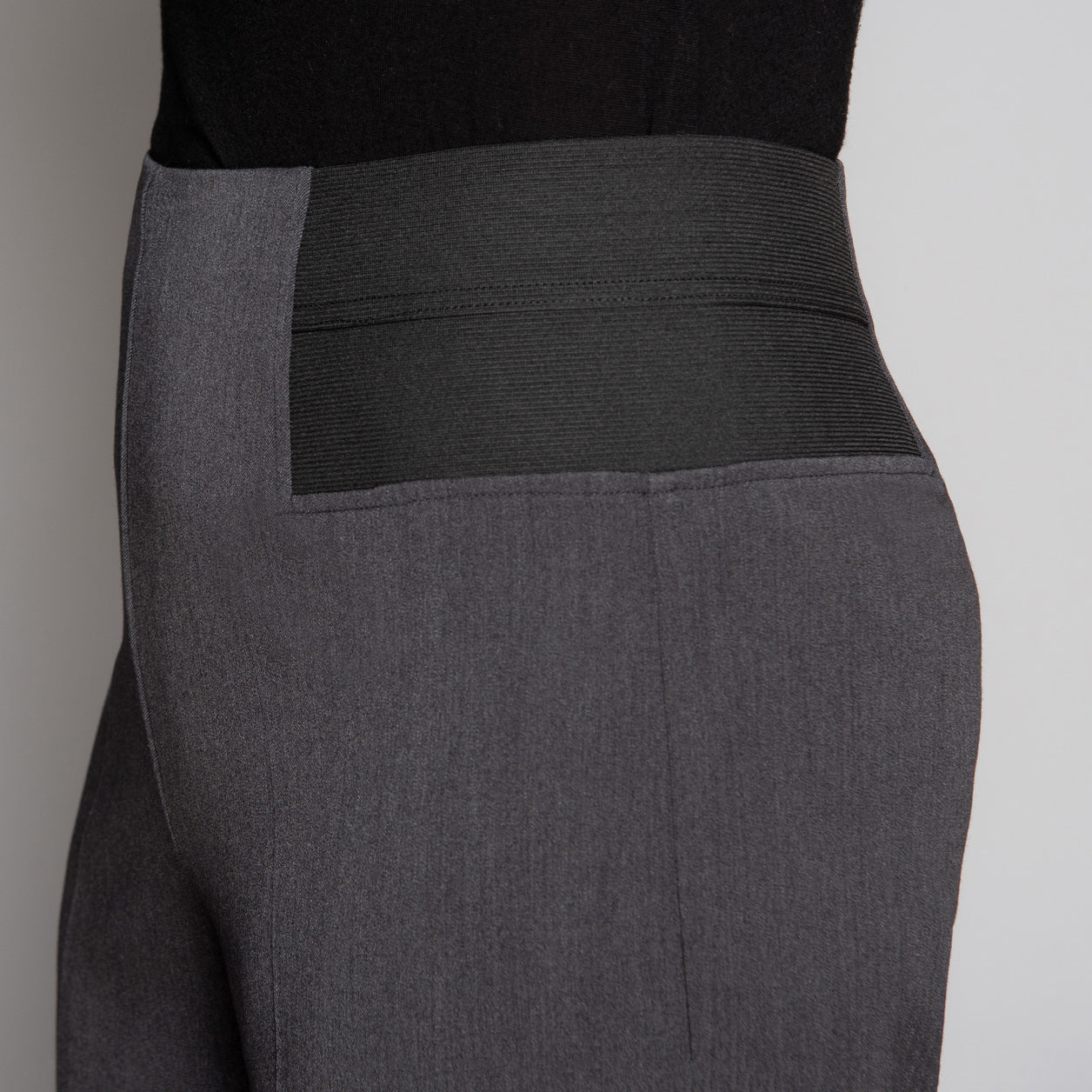 The Everyday Pull On Pant - Charcoal